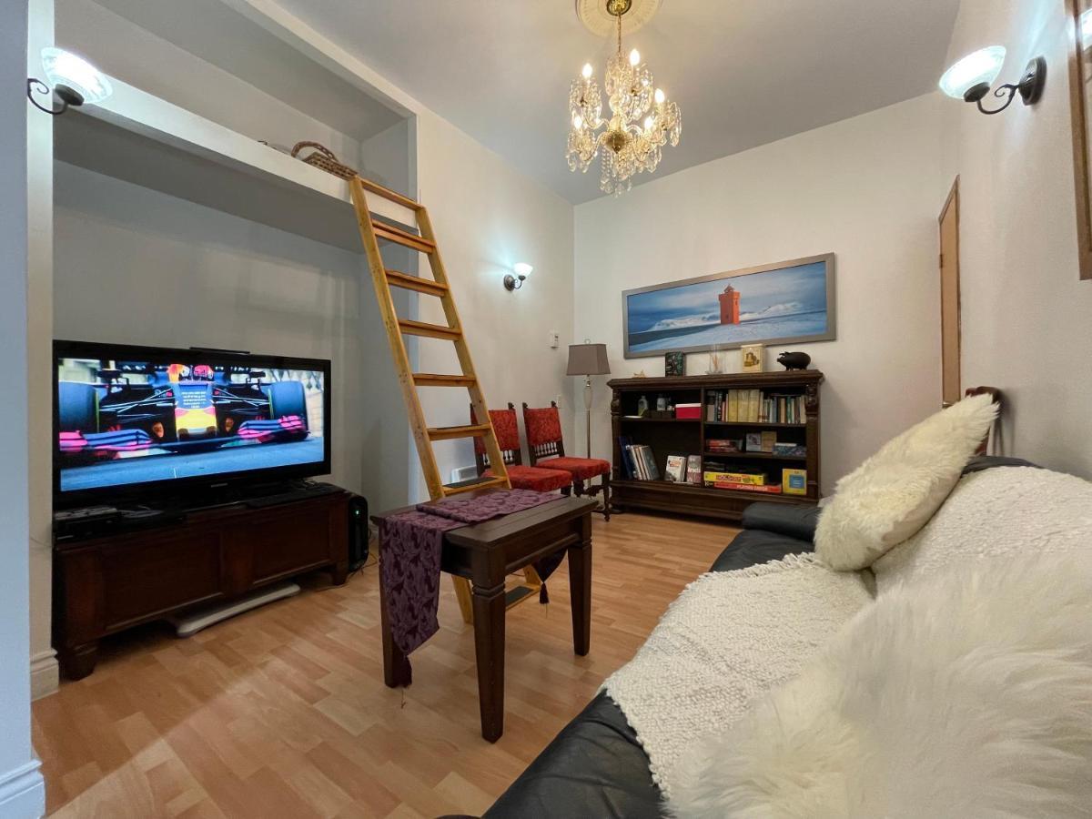 Chambres El Mediterraneo Rooms Montreal Exterior foto